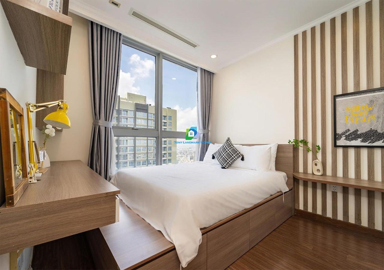 Urban Escape In Park Apartment Ho Chi Minh City